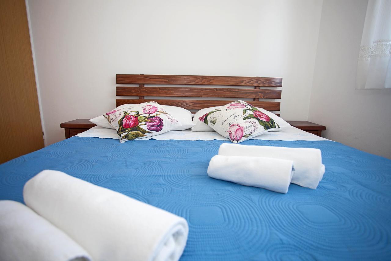 Apartment Pia 로비니 외부 사진