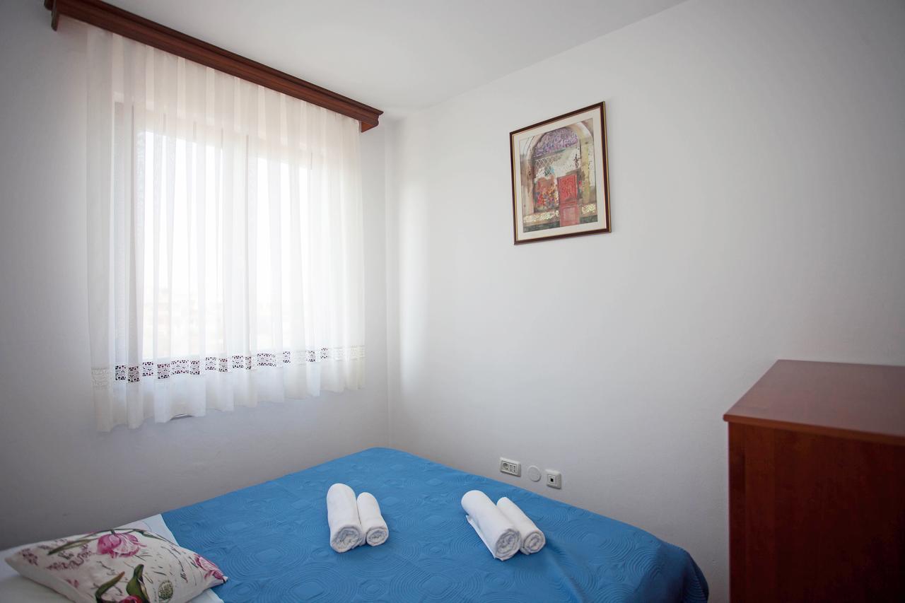 Apartment Pia 로비니 외부 사진
